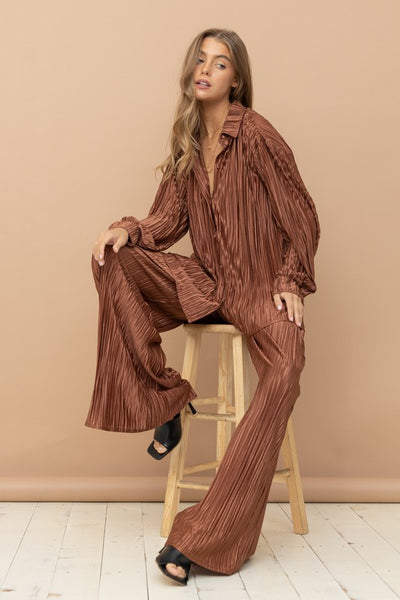 Pleated Blouse Pants Set - Laced Array